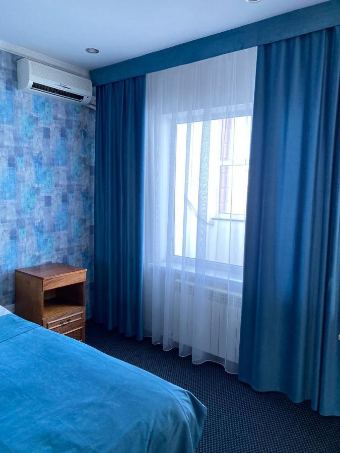 Victoria Hotel อัคเทา ภายนอก รูปภาพ