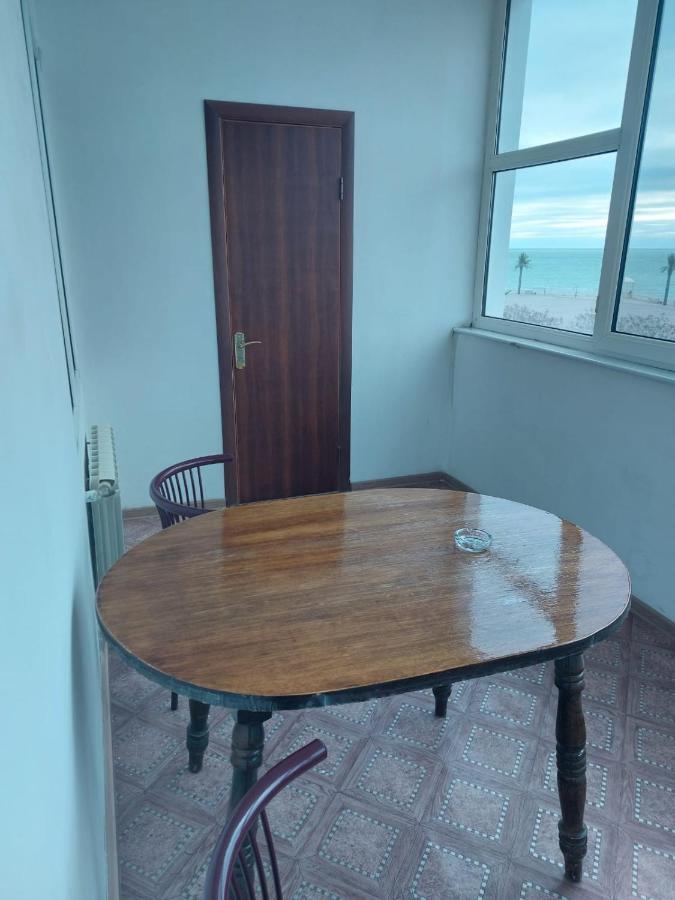 Victoria Hotel อัคเทา ภายนอก รูปภาพ
